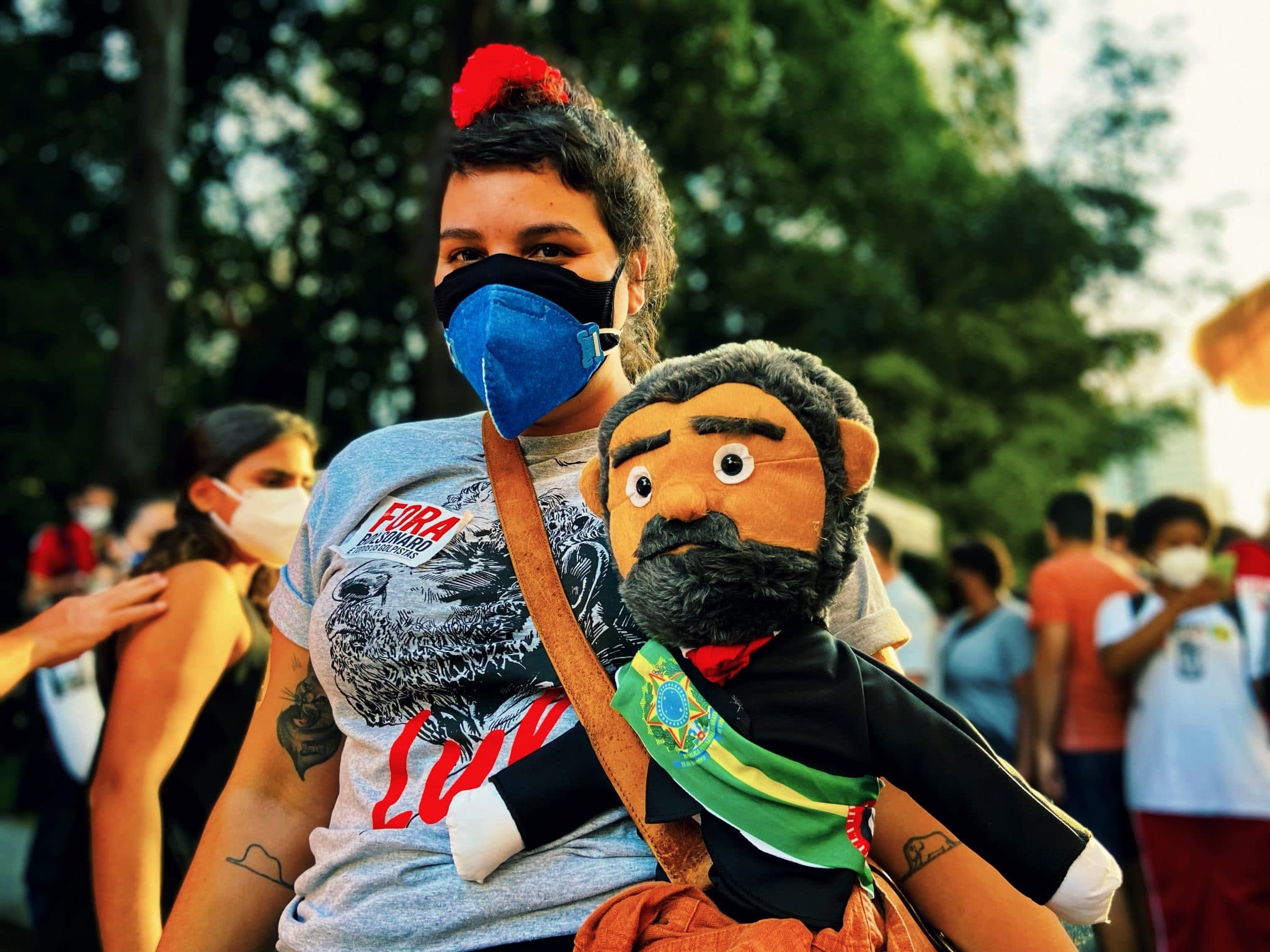 Presença de Lula: boneco e camiseta em foto de Fernando Sato