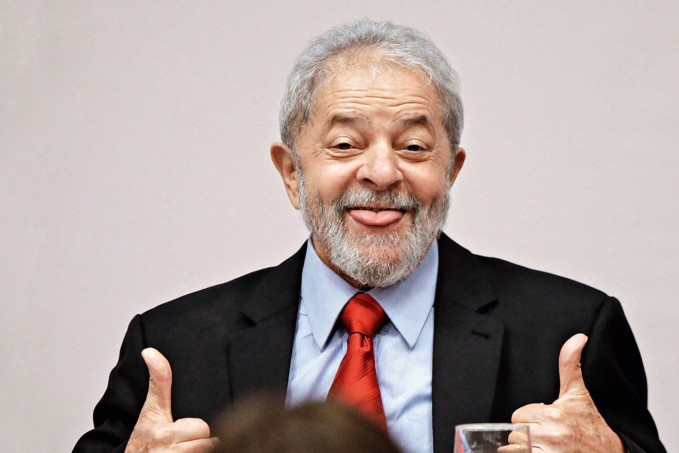 Lula subiu, gás caiu. Bolsonaro, por que não abaixou o preço antes? - Foto: Repodução