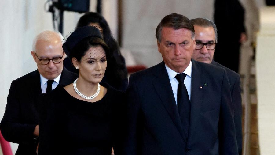 Bolsonaro e a primeira-dama no funeral da rainha Elizabeth II - Foto: Chip Somodevilla/Pool via REUTERS