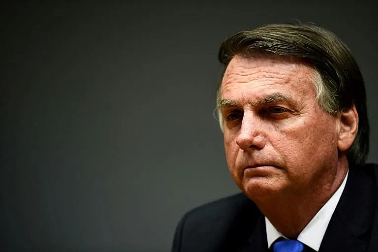 O governo de Jair Bolsonaro cortou ao menor nível em 10 anos as verbas para prefeituras mais pobres. Imagem/Reprodução: Evaristo Sá/AFP