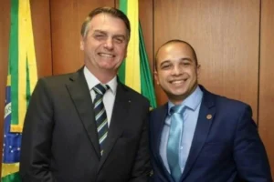 Bolsonaro ao lado do deputado Douglas Garcia - Foto: Reprodução